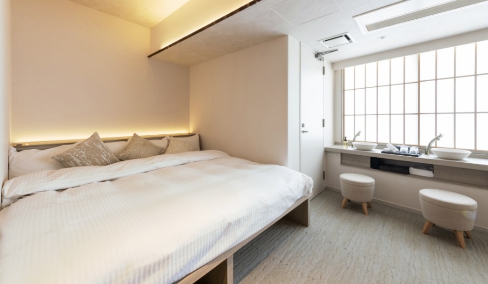 Photos of guest rooms